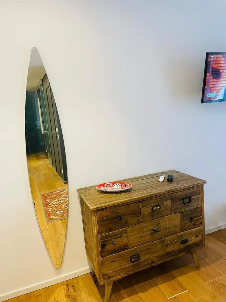 Alessi Design Suite Tra Centro E Mare Palermo Apartment