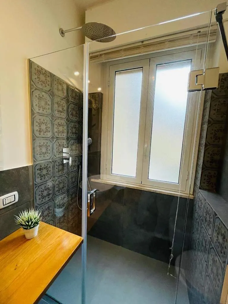 Alessi Design Suite Tra Centro E Mare Palermo 0*,  Italia